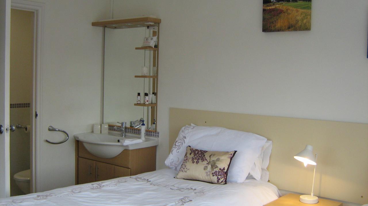 สะวันนา เบด แอนด์ เบรกฟาสต์ Bed & Breakfast เวอร์จิเนียวอเตอร์ ภายนอก รูปภาพ